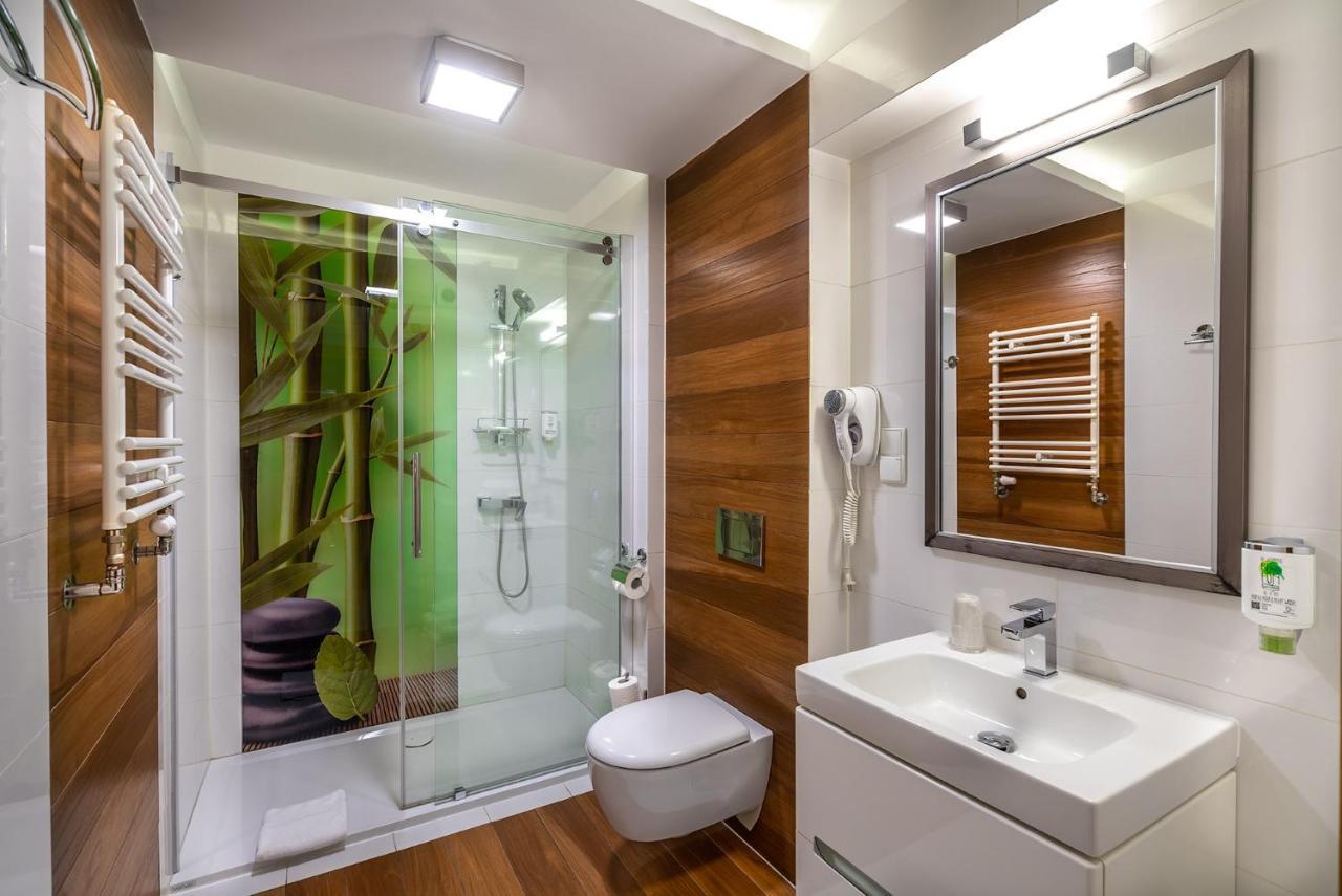 Hotel Amazonka Conference And Spa Ciechocinek Bagian luar foto